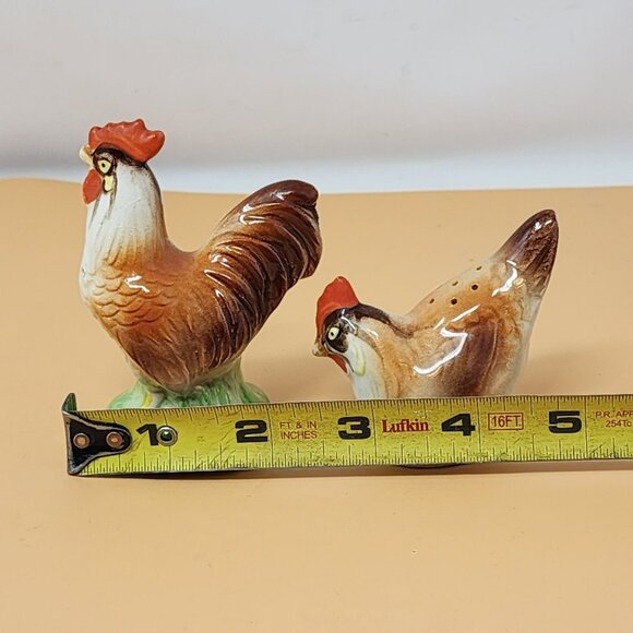 Vintage Ceramic Chicken & Rooster Salt & Pepper Shakers Set Japan - Picture 7 of 11